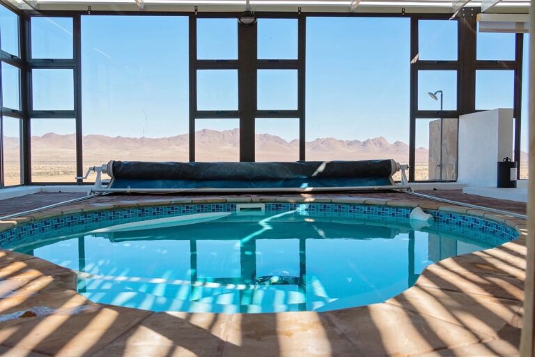 Kronenhof Lodge – indoor swimming pool at the villa