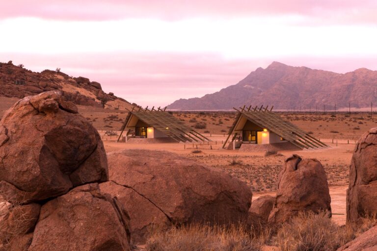 Desert Quiver Camp – units nestled among granite outcrops
