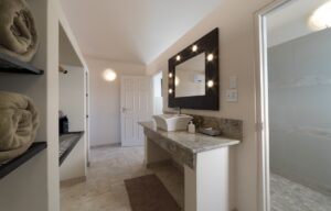 self-catering accommodation near Sossusvlei – bright bathroom with stone vanity
