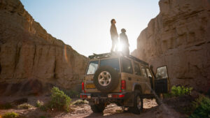 Shipwreck Lodge cabins – four-wheel-drive excursion in clay formations