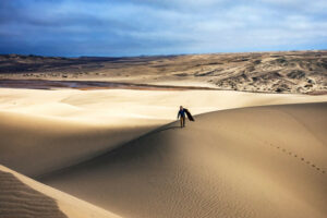 Skeleton Coast lodge – guided walk across high dunes