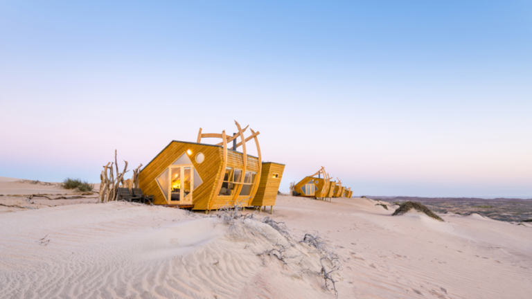 Shipwreck Lodge cabins – shipwreck cabins above the Atlantic