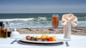 Shipwreck Lodge Namibia – beach lunch overlooking Atlantic surf