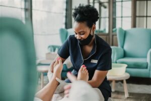 Strand Hotel Swakopmund – spa pedicure in the wellness lounge