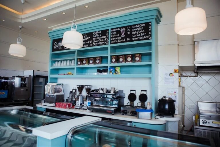 hotel on the Mole Swakopmund – turquoise Farmhouse Deli counter