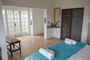 Alte Kalkofen Lodge – double room with en-suite entrance