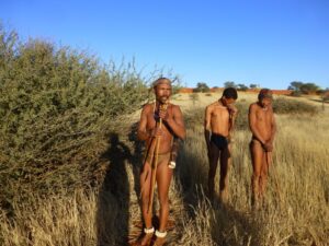 Kalahari Desert accommodation – San guides during a cultural experience