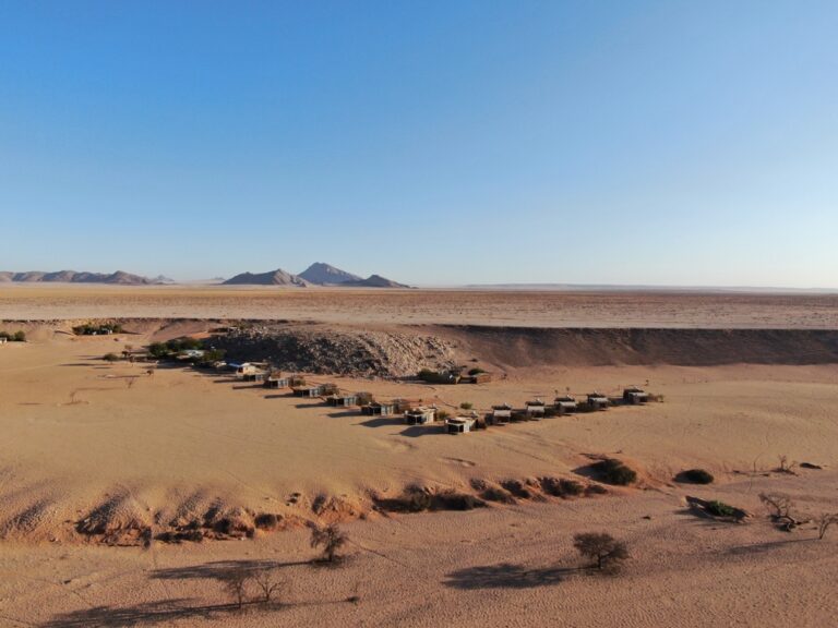 Bushman's Desert Camp – wide Namib Desert landscape near Solitaire