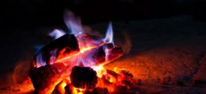 Richtersveld camping – glowing campfire at night