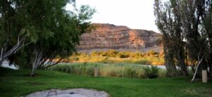 The Growcery Orange River Camp – grassy Orange River campsite and mountains