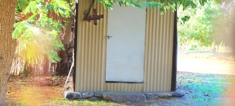 Orange River camp – compact Chic Shack exterior
