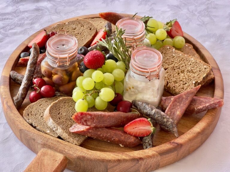 Lüderitz seafront hotel – breakfast cold-meat platter