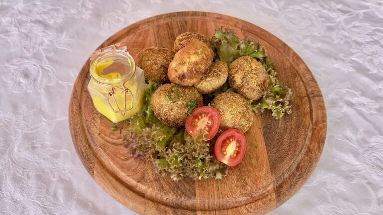 Luderitz Nest Hotel – salad and savoury plate