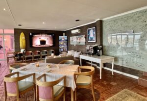 Lüderitz seafront hotel – Crayfish Lounge seating