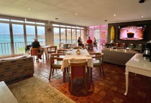hotel in Lüderitz – restaurant tables overlooking the bay