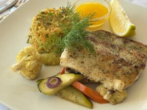hotel in Lüderitz – fresh fish dish in the restaurant