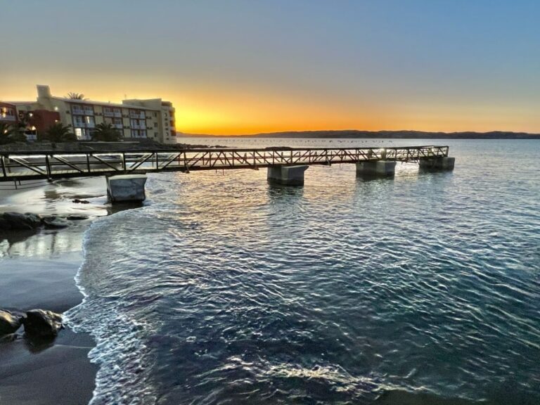 Luderitz Nest Hotel – private jetty over the bay