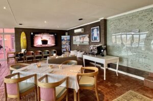 hotel in Lüderitz – modern Crayfish Lounge interior