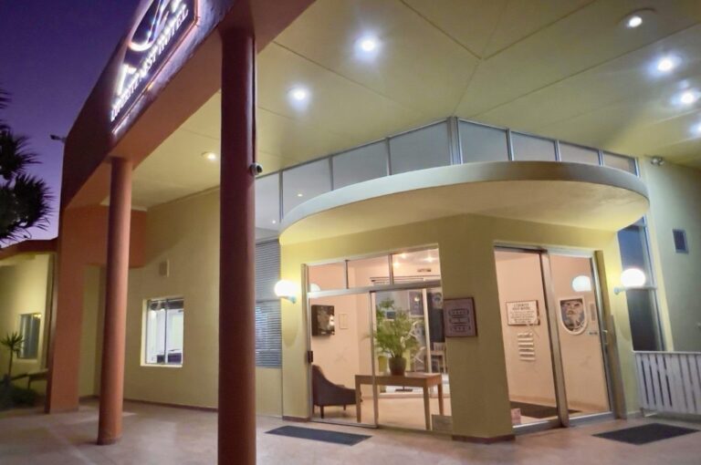 Luderitz Nest Hotel – main entrance at night