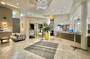 Lüderitz Nest Hotel – bright main lobby
