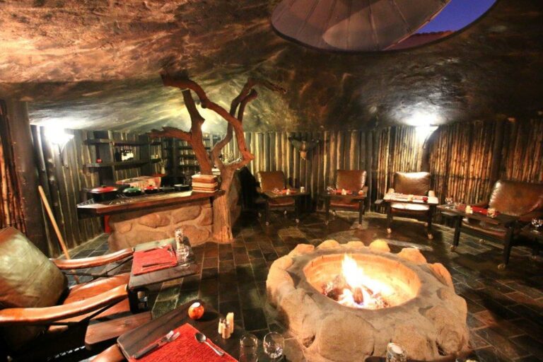 Mount Etjo accommodation – sunken fire lounge inside the lodge
