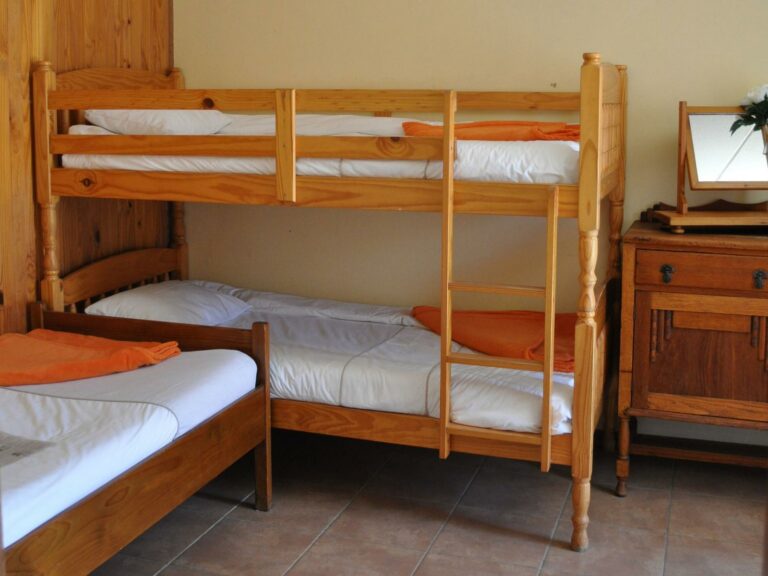 family accommodation in Lüderitz – family room with bunk beds
