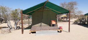 Spitzkoppe accommodation – simple canvas tent on a raised deck