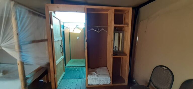 Spitzkoppe campsites – wooden vanity leading to a private shower