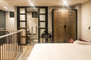 Klein Windhoek accommodation – loft landing and wardrobe
