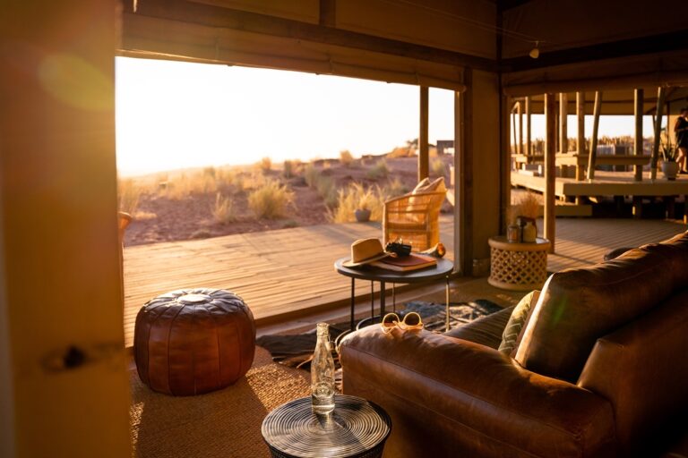 Wolwedans Namibia – lounge opening to the desert