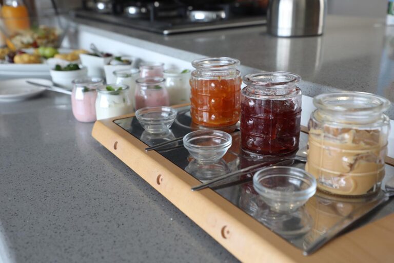 @ The Sea Boutique Guesthouse – homemade preserves at breakfast