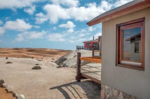 Desert Breeze accommodation – dune-view terrace