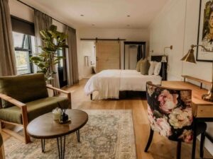 The Fritz Collection – open-plan bedroom
