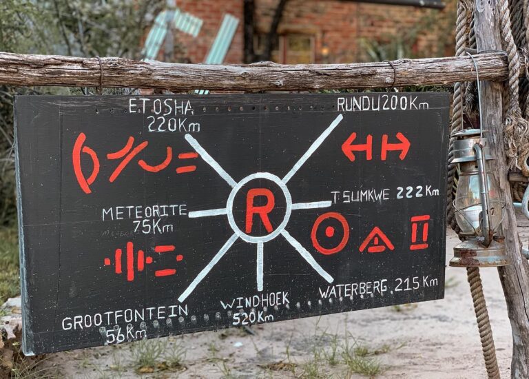 Roy's Rest Camp – northern route board
