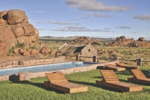 Canyon Village swimming pool and sun loungers