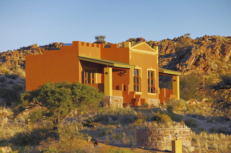 Desert Horse Inn lodge building among the Aus Mountains