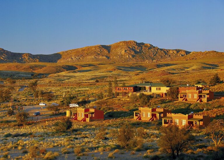 Desert Horse Inn buildings across the rocky hillside