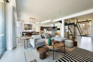 Open-plan lounge and kitchen in the Swakopmund beachfront accommodation