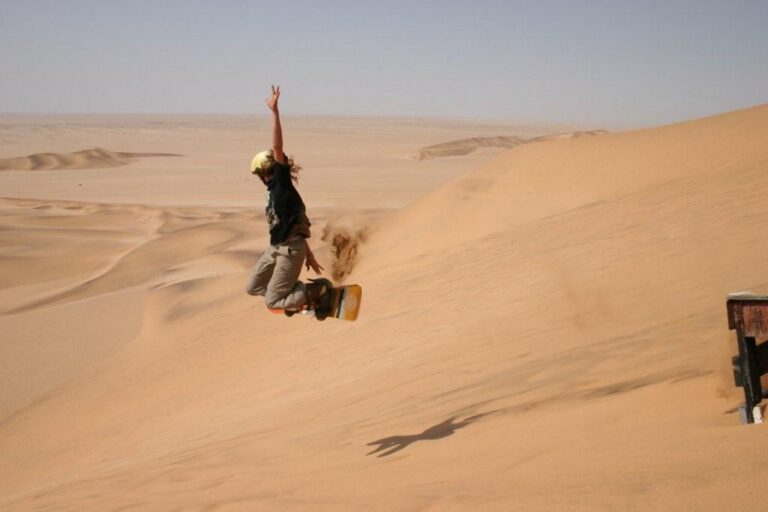 Sandboarding – gallery image 5